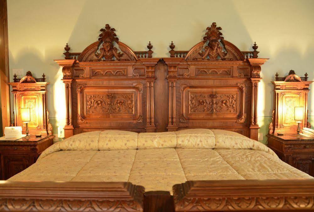 Agriturismo Le Due Torri Torre Quadrano สเปลโล ภายนอก รูปภาพ