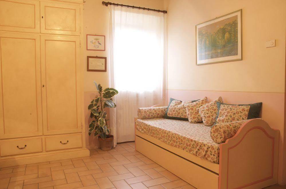 Agriturismo Le Due Torri Torre Quadrano สเปลโล ภายนอก รูปภาพ
